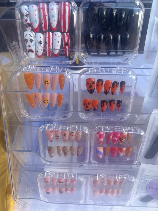 Custom Handmade Press On Nail Set